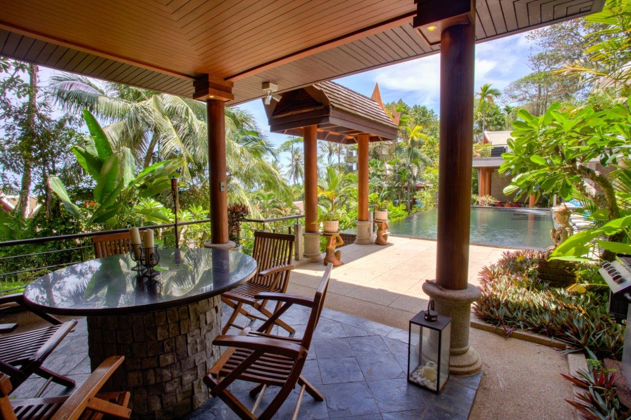 Overlooking Oceanview Villa – Surin Beach, Phuket