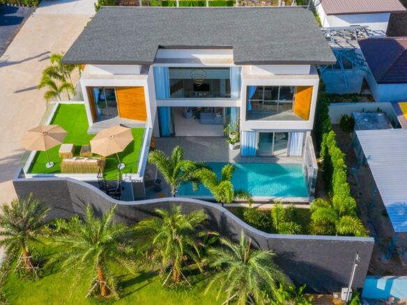 Aesthetic Pool Villa in Cherngtalay