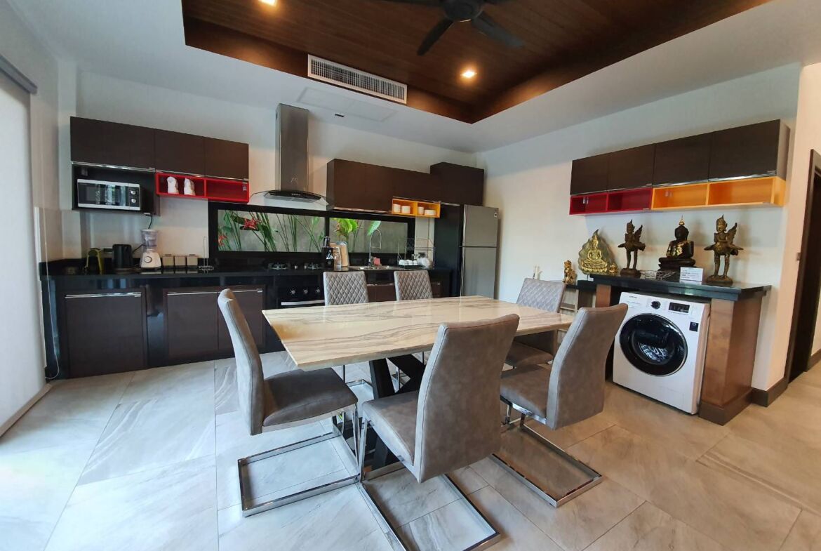 Pet-friendly 3-Bedroom House with Communal Pool