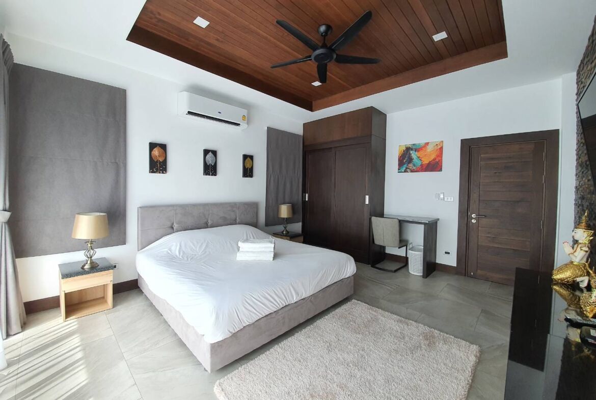 Pet-friendly 3-Bedroom House with Communal Pool