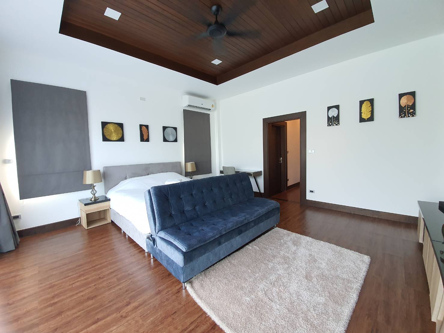 Pet-friendly 3-Bedroom House with Communal Pool