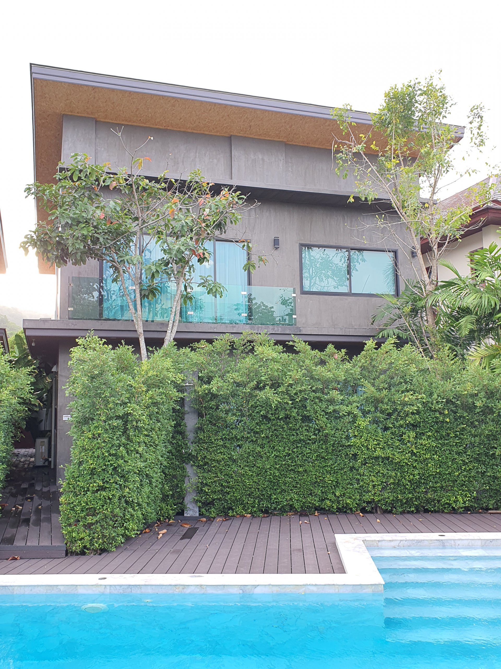 Pet-friendly 3-Bedroom House with Communal Pool