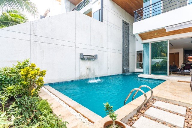 Sophisticated Pool House with Sea View Rooftop Terrace in Rawai