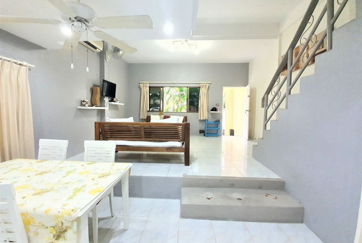 2-Bedroom Townhouse in Central Patong