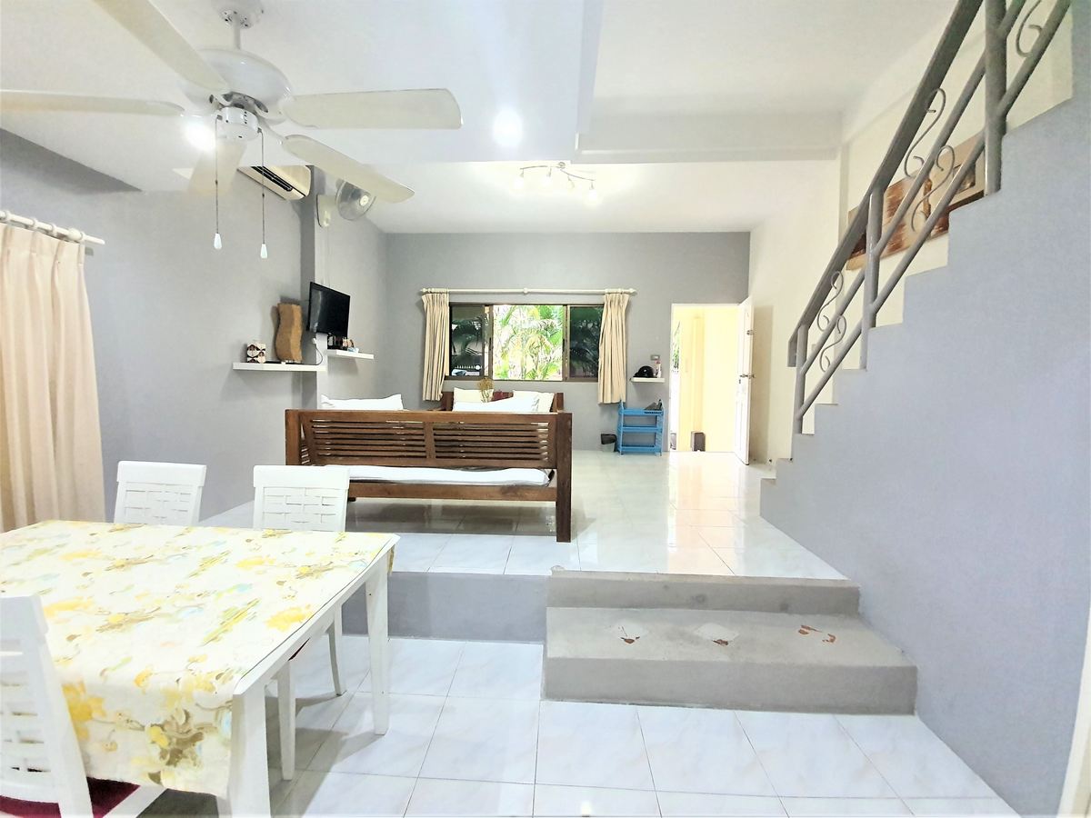2-Bedroom Townhouse in Central Patong