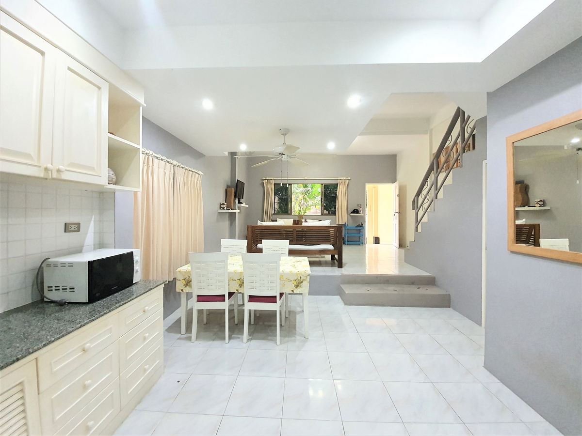 2-Bedroom Townhouse in Central Patong