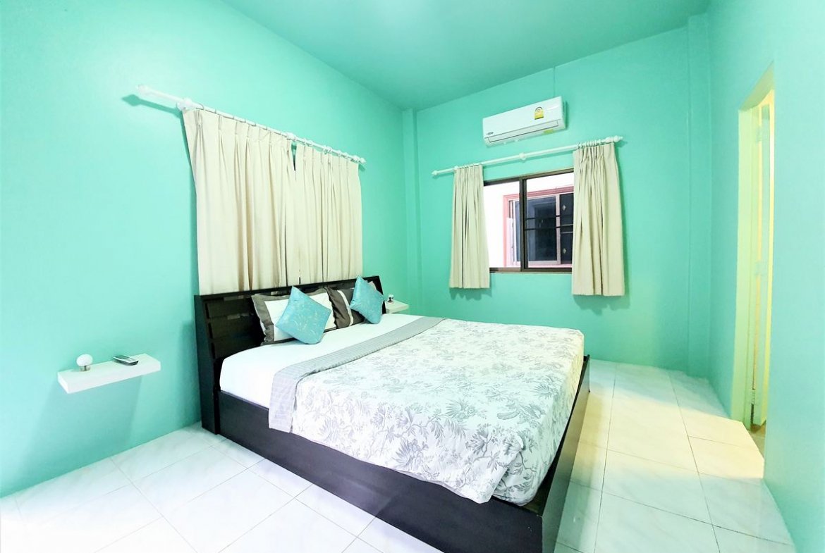 2-Bedroom Townhouse in Central Patong