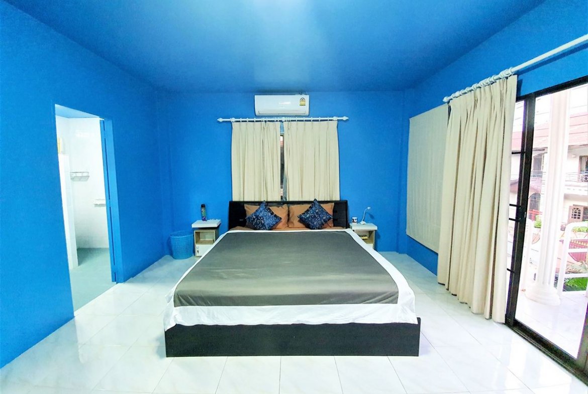 2-Bedroom Townhouse in Central Patong