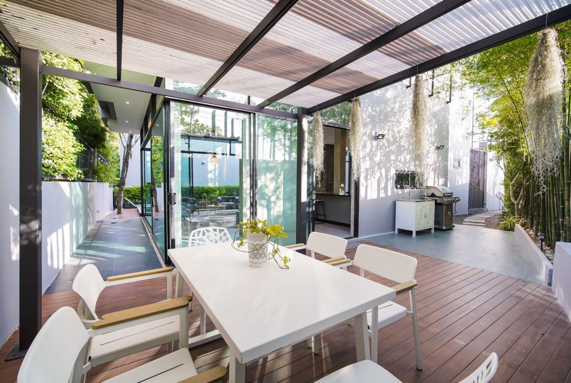 Strikingly Stylish 4-Bedroom Pool Villa