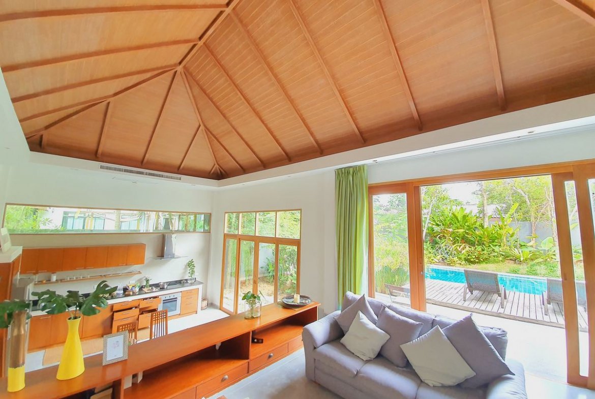 Lovable Pool Villa in Chalong