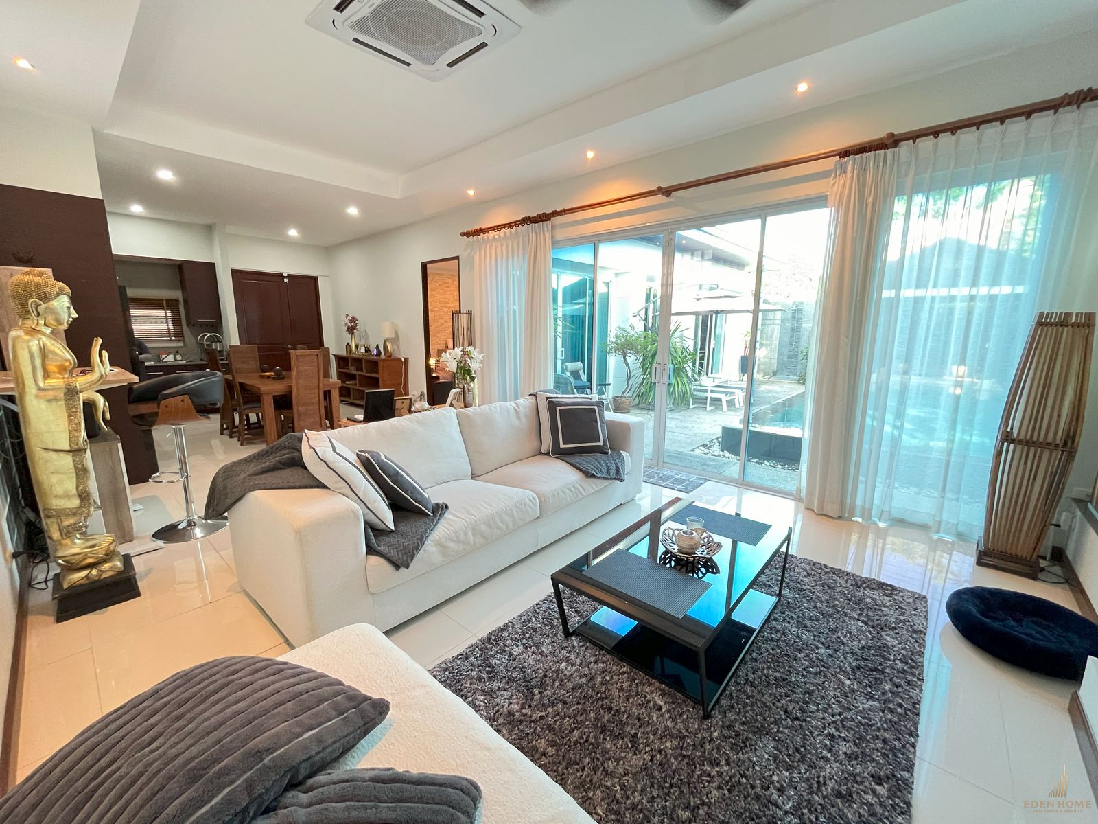 Stunning Thai Bali Tropical Pool Villa