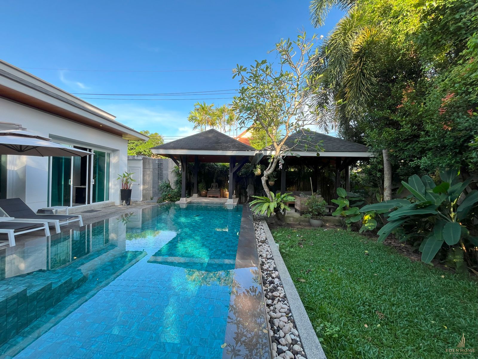 Stunning Thai Bali Tropical Pool Villa
