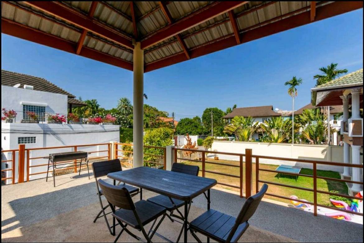 Peaceful Villa Rawai
