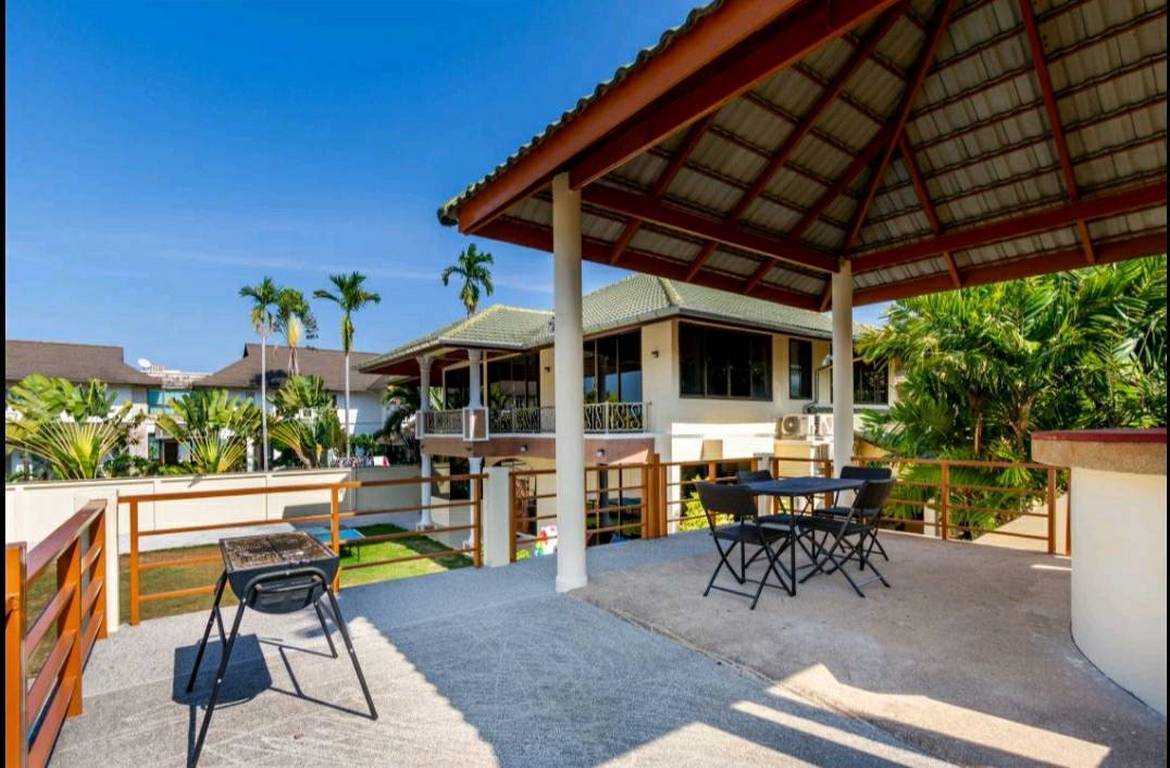 Peaceful Villa Rawai