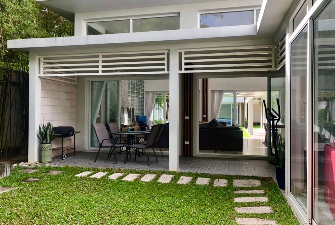 Layan Elegant Modern House