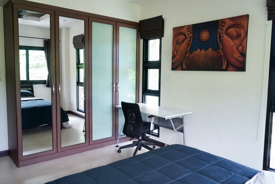 Modern House Karon