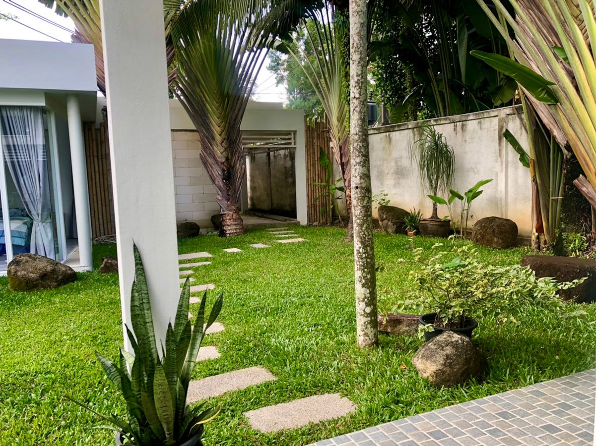 Layan Elegant Modern House