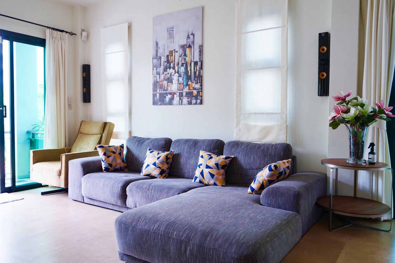 Modern House Karon