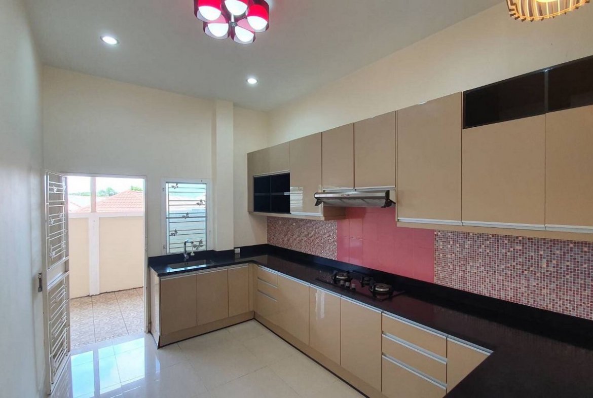 Sparkling House