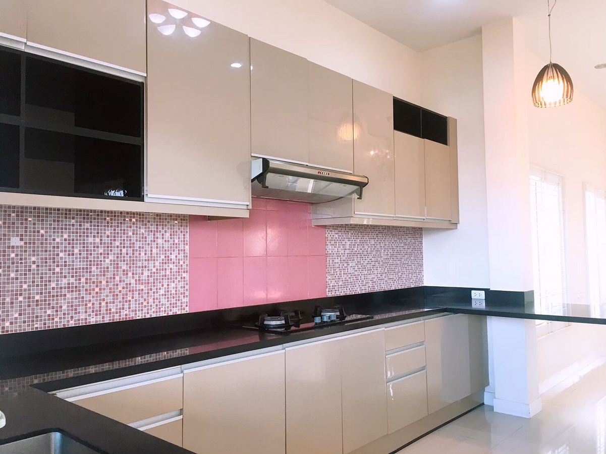 Sparkling House
