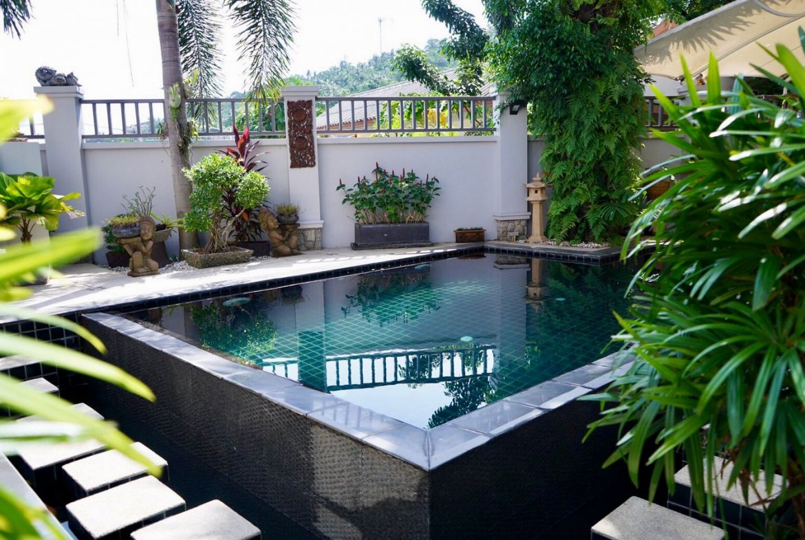 Modern House Karon