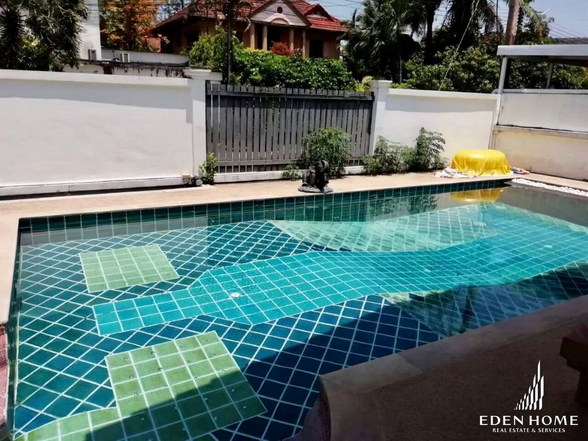 Kathu Pool House