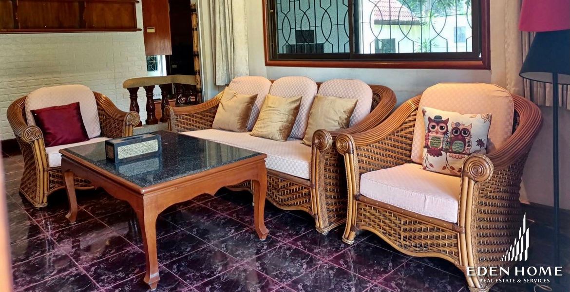 Thai Décor Pool House