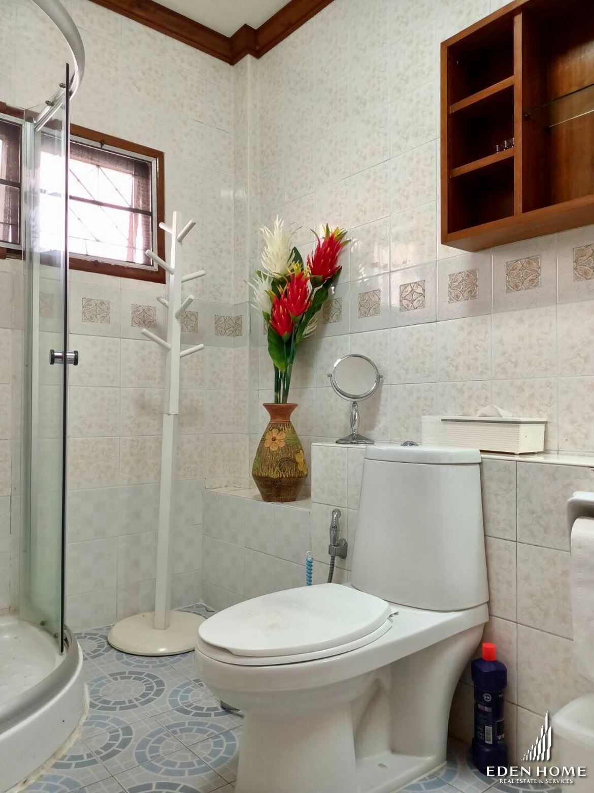 Thai Décor Pool House