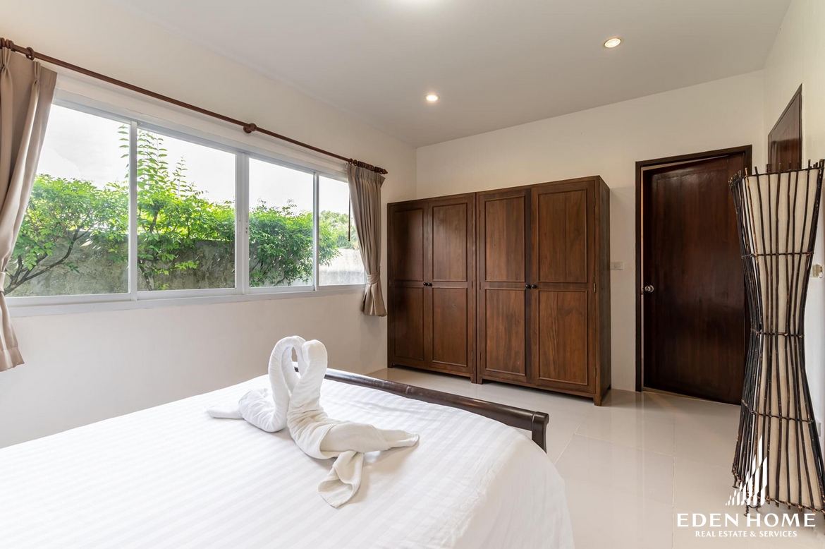 Thalang Pool Villa