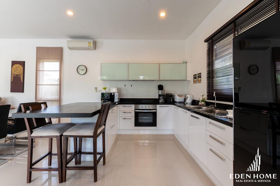 Thalang Pool Villa