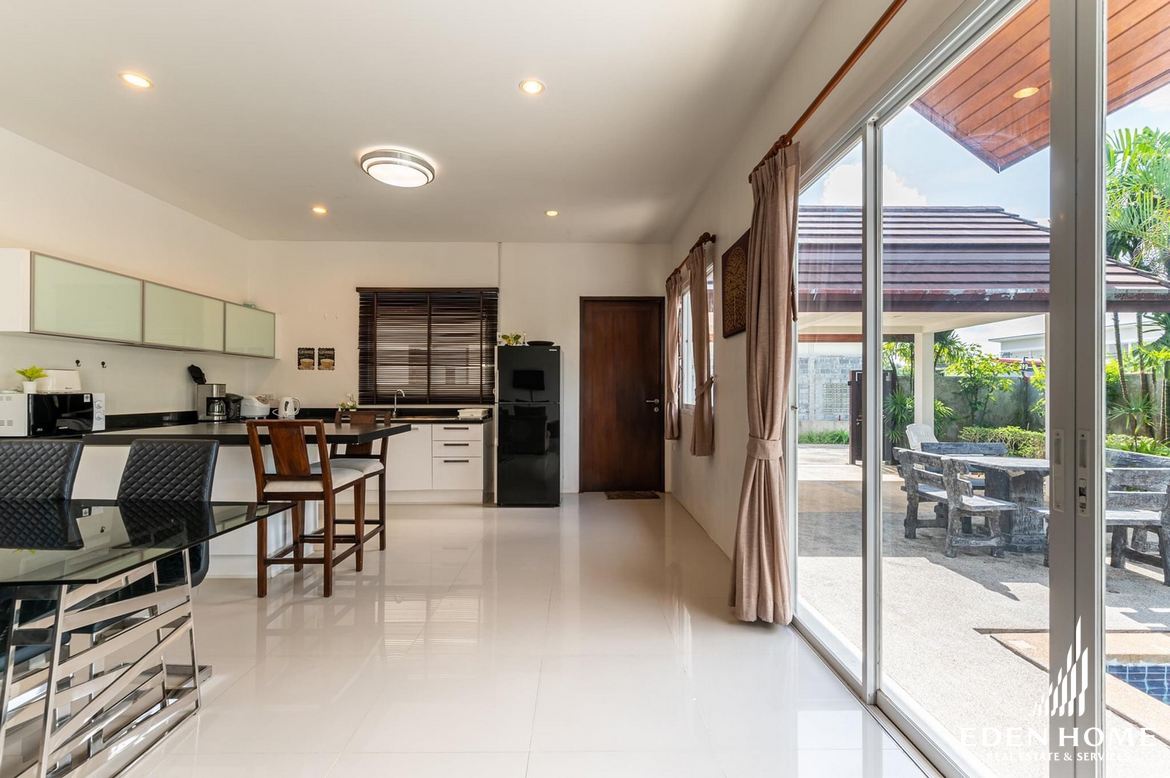 Thalang Pool Villa