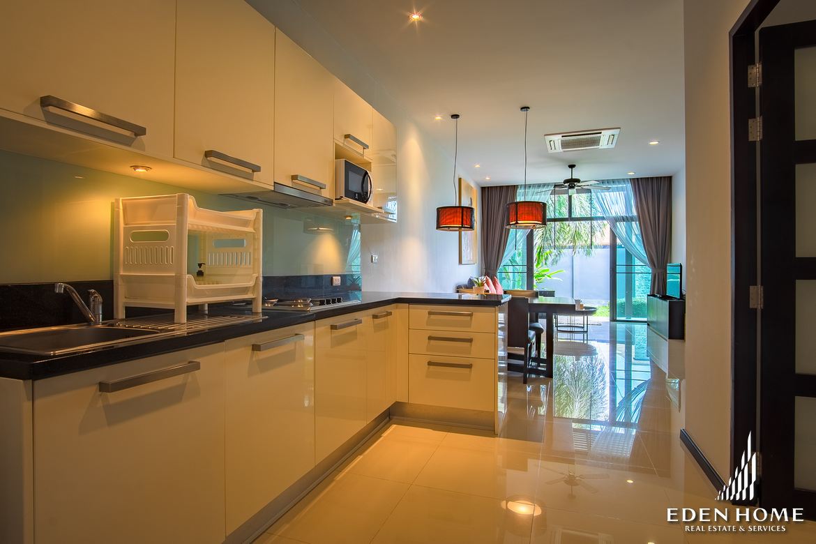 West Meet East Pool Villa