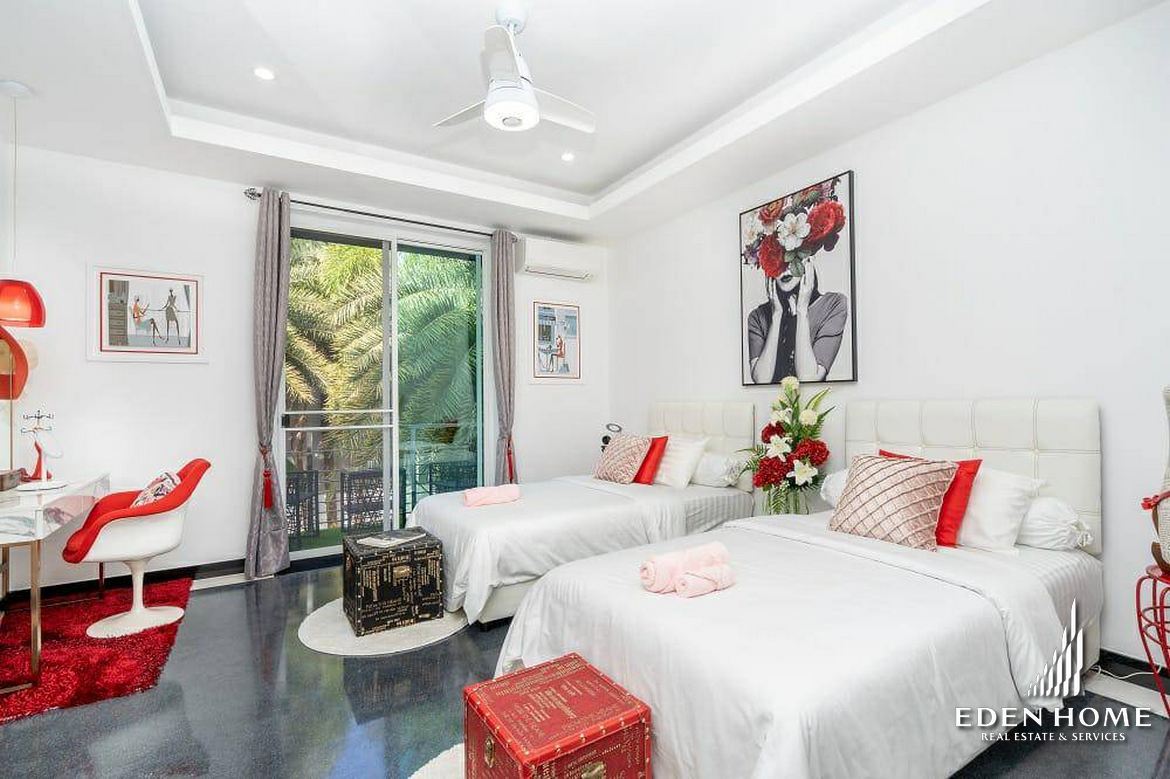 The Luxury Hollywood style.
