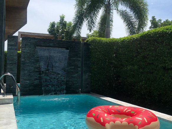 A comfy pool villa