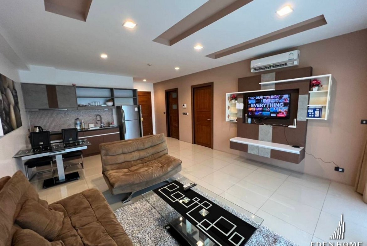 The Lakeview Condo