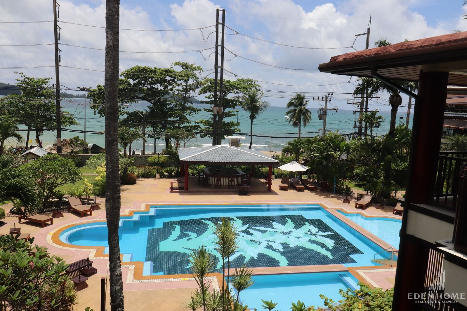 Penthouse Ocean front & Sea view residence in Kalim