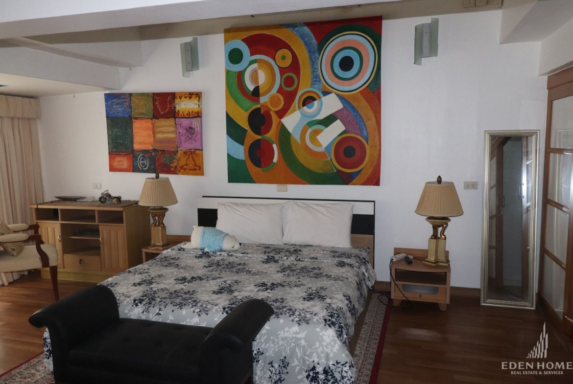 Penthouse Ocean front & Sea view residence in Kalim
