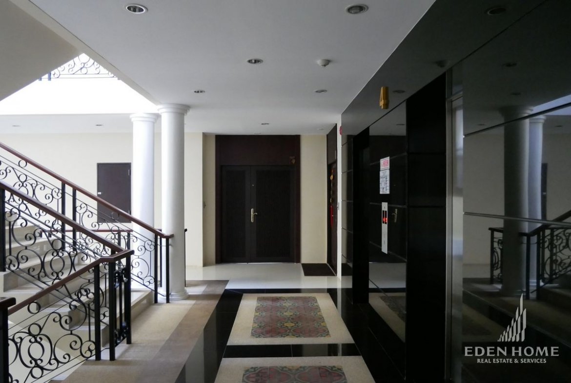 Urgent! A condominium in Kathu for Rent and Sale !!