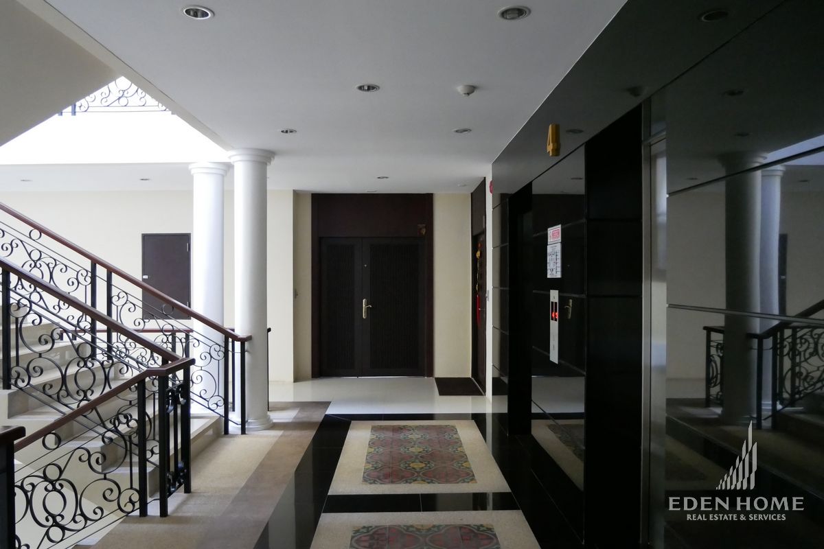 Urgent! A condominium in Kathu for Rent and Sale !!