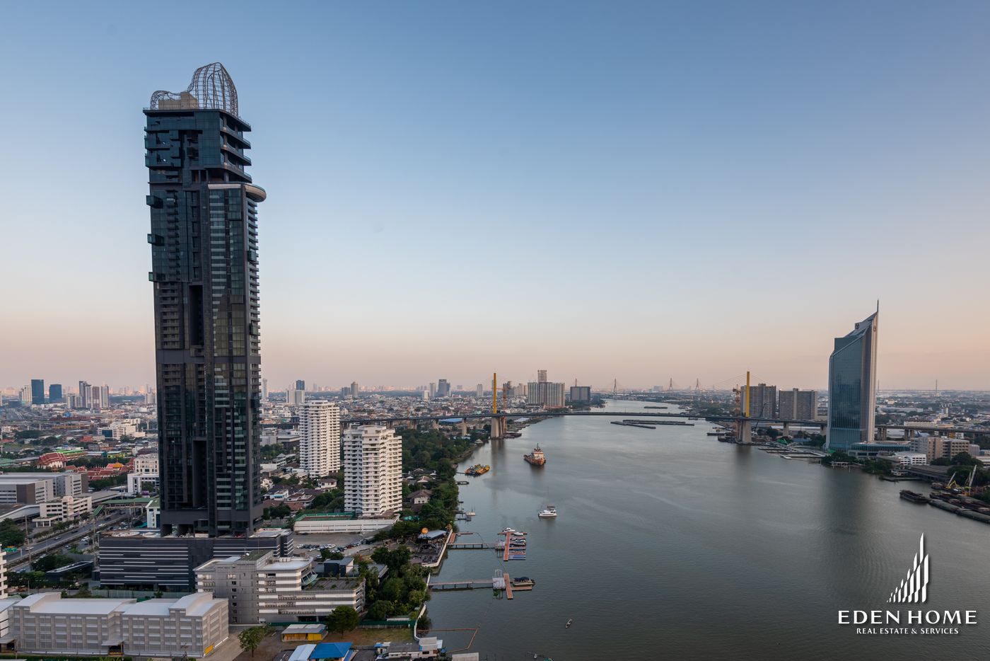 Luxury Condominium near Chao Phraya