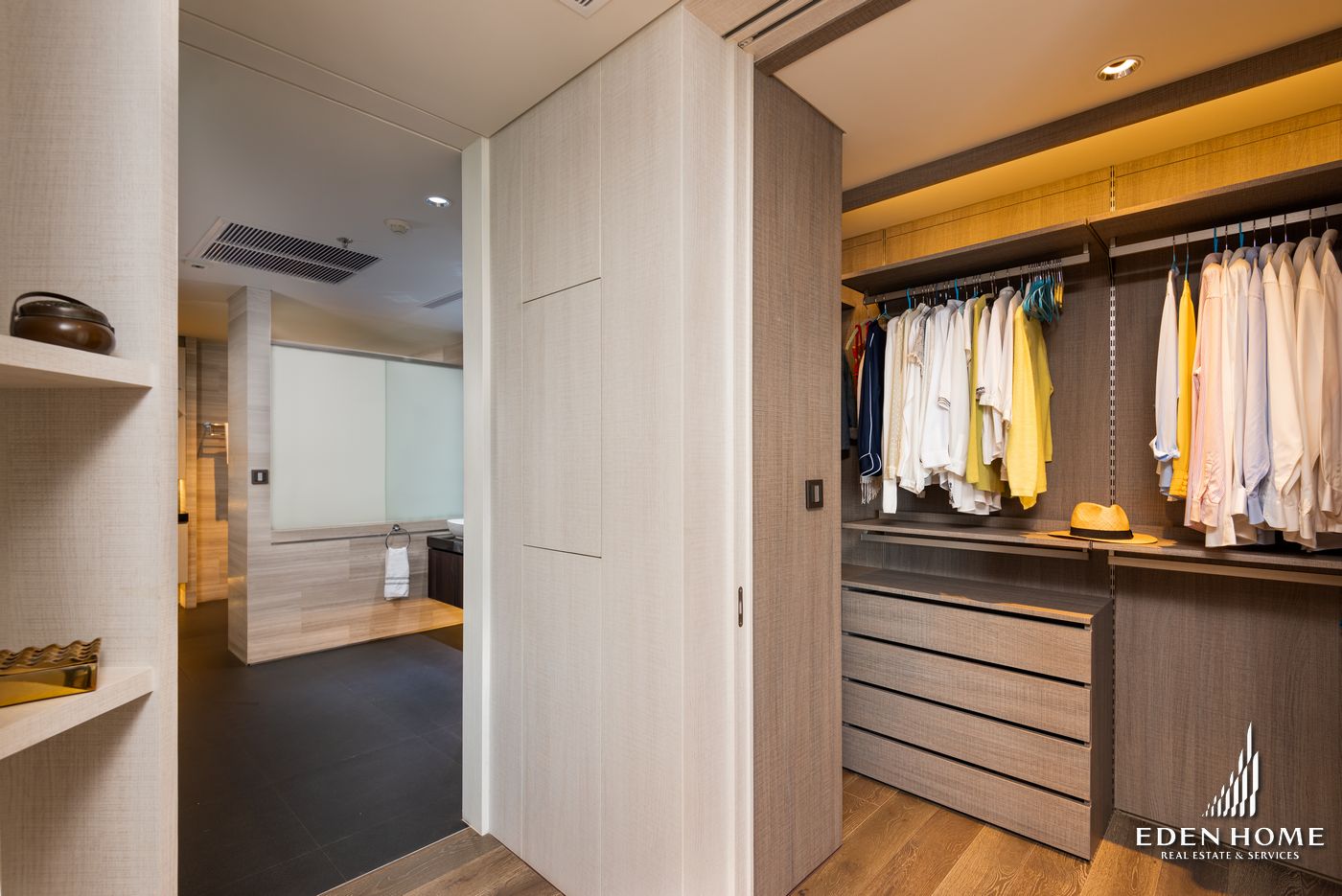 Luxury Condominium near Chao Phraya