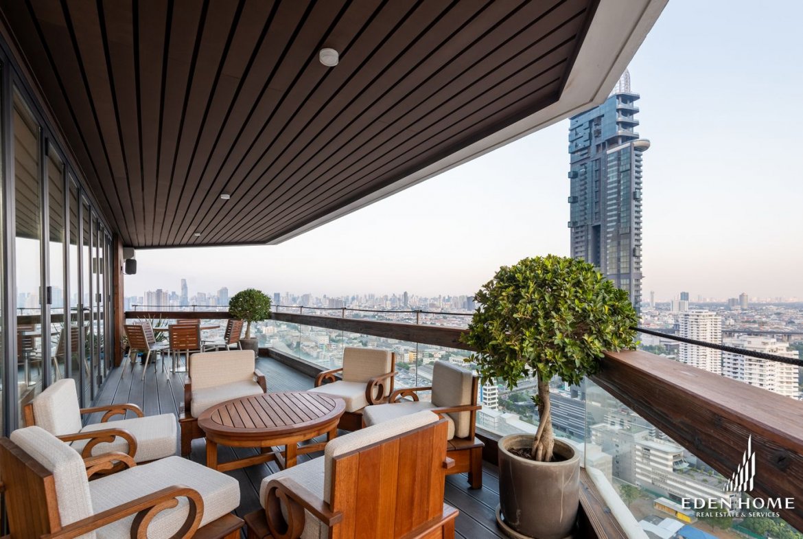 Luxury Condominium near Chao Phraya