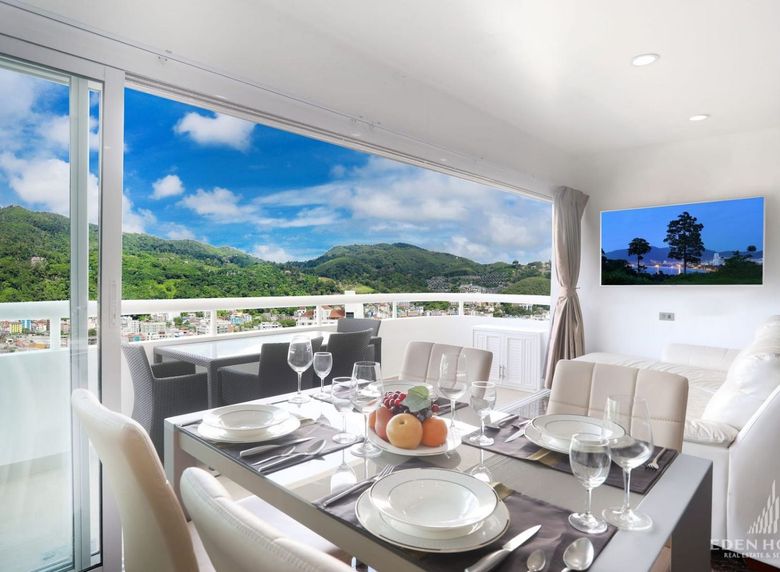 Spacious 3 beds Mountain view Condo in Patong for Sale!!