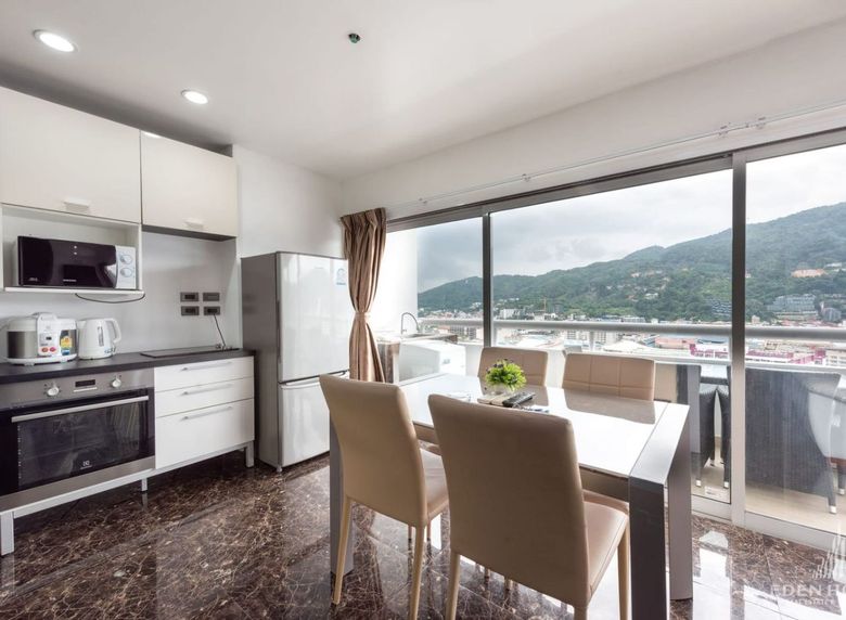Spacious 3 beds Mountain view Condo in Patong for Sale!!