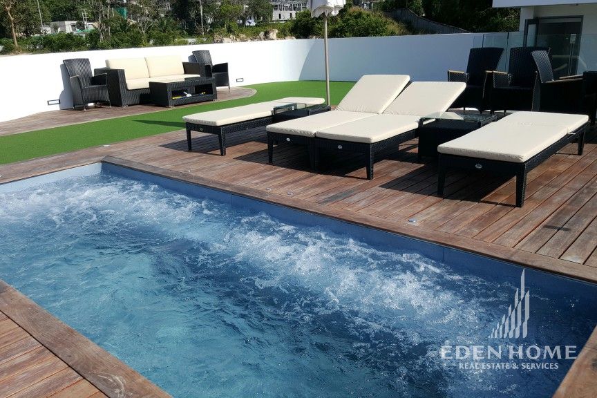 Spacious Sea view condo For Sale!!