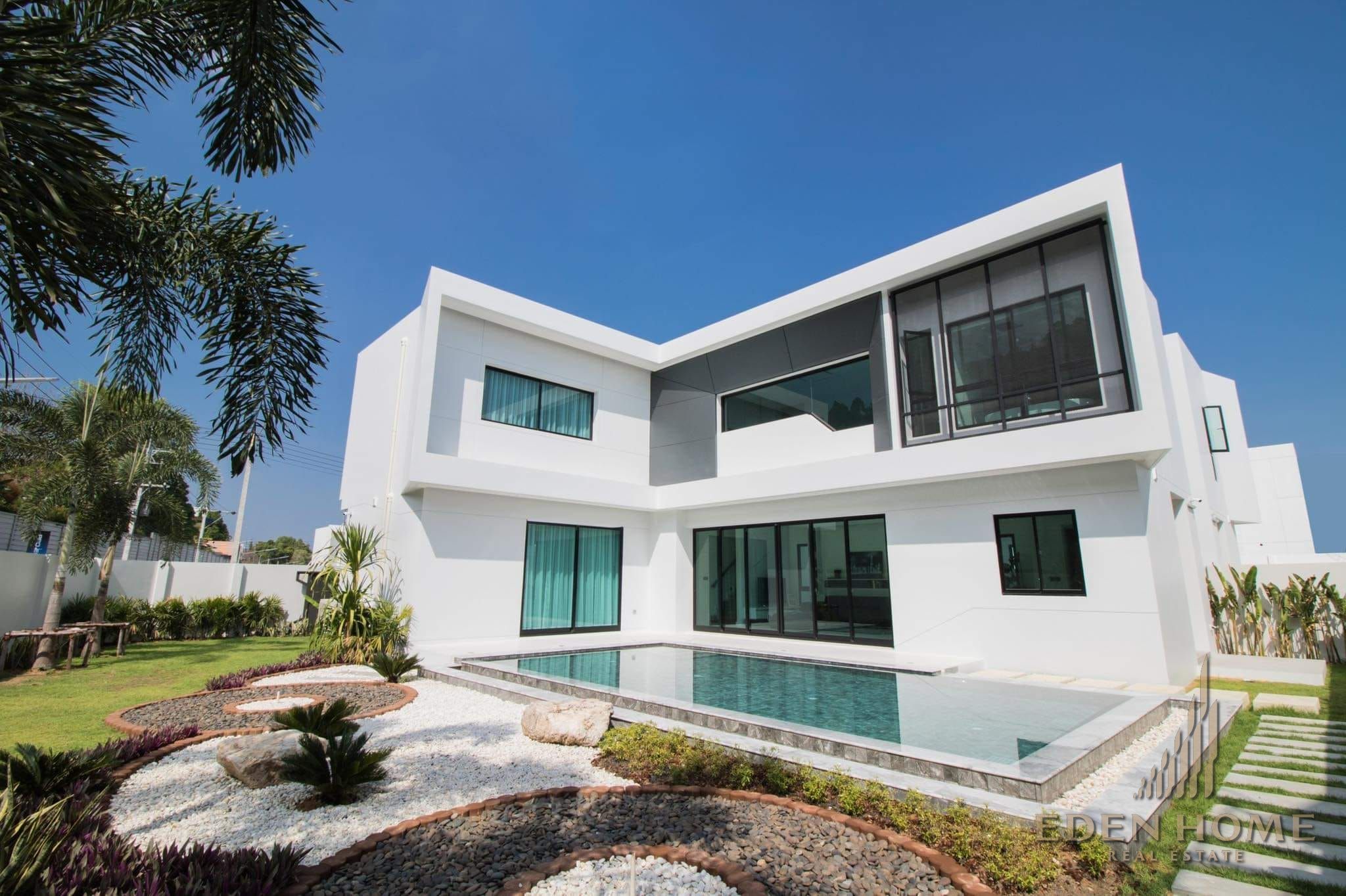 For Rent NOW! Modern pool villa in Koh Keaw