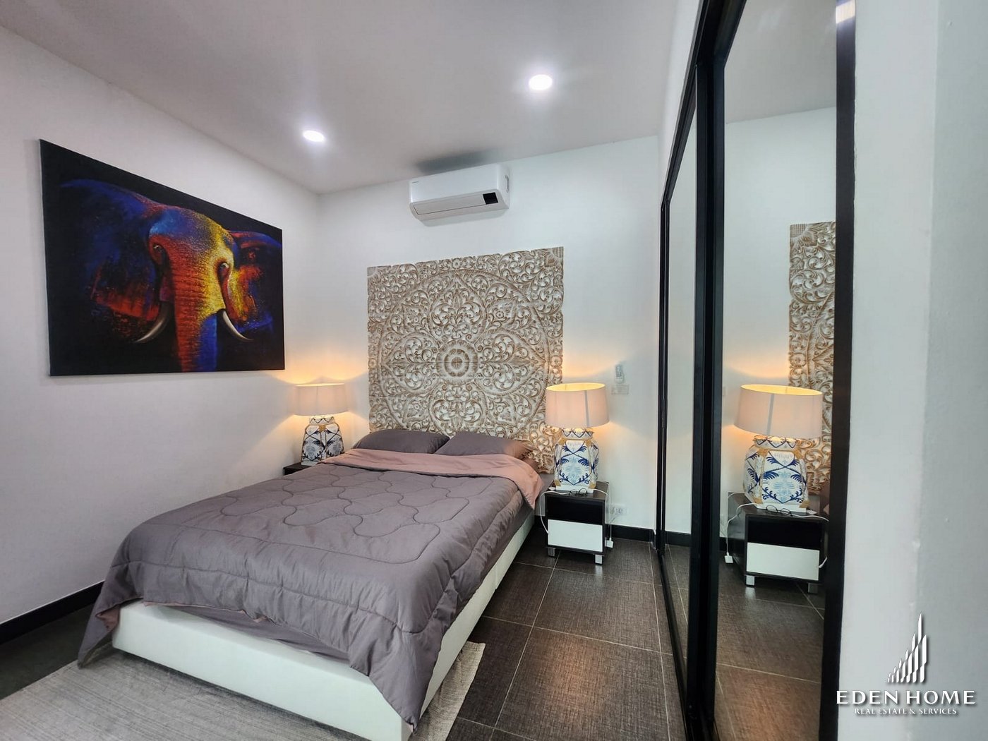 Luxury pool villa for sale!!