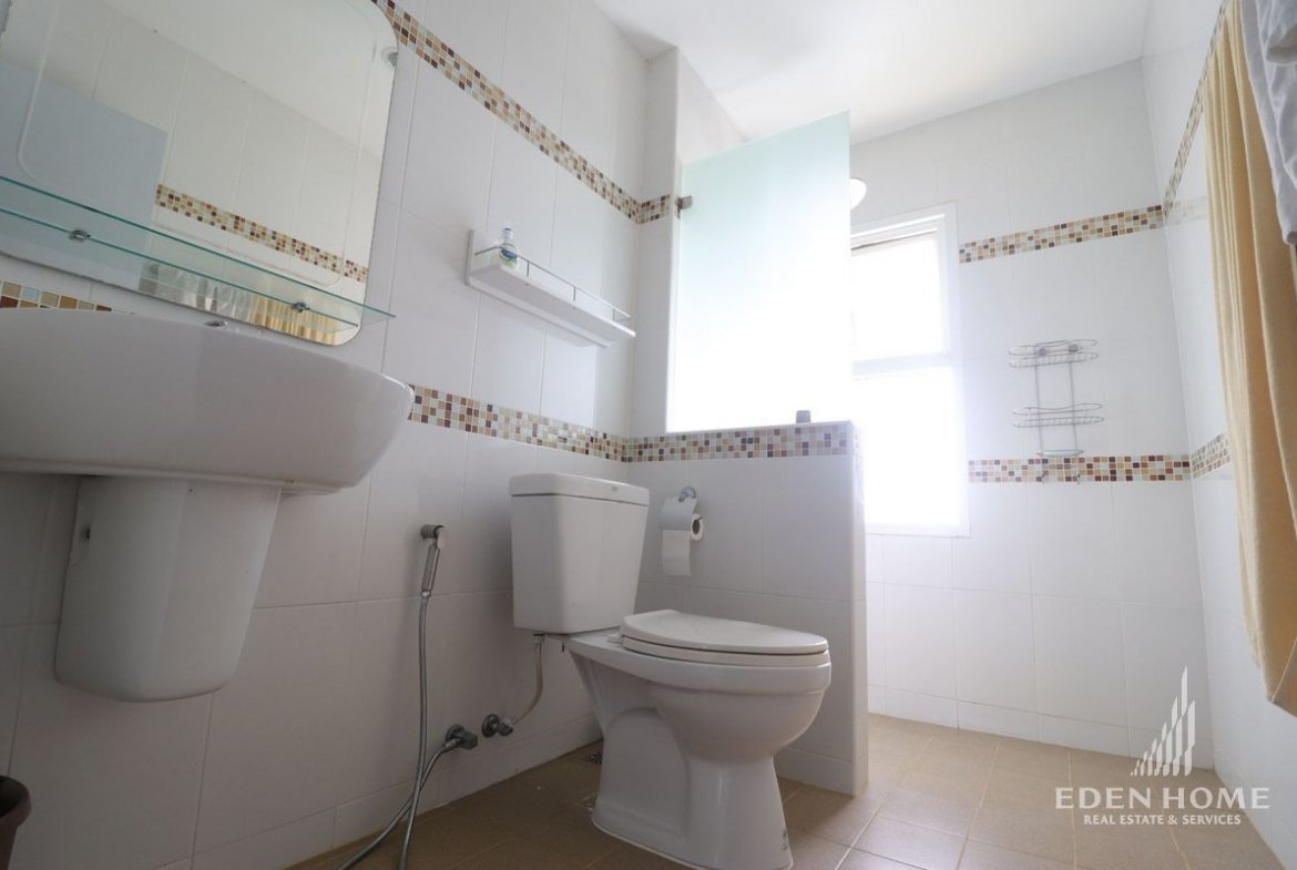 A Condo – Mountain View in Chalong,
