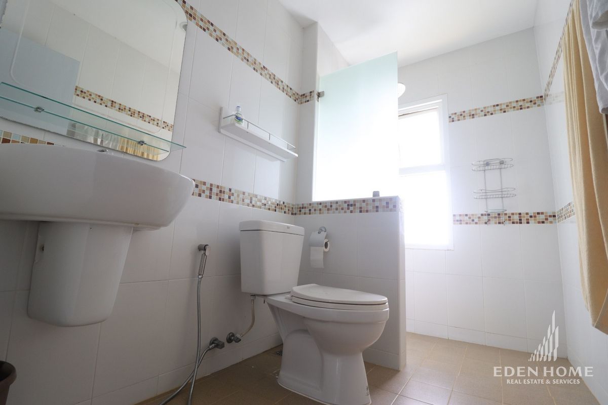 A Condo – Mountain View in Chalong,