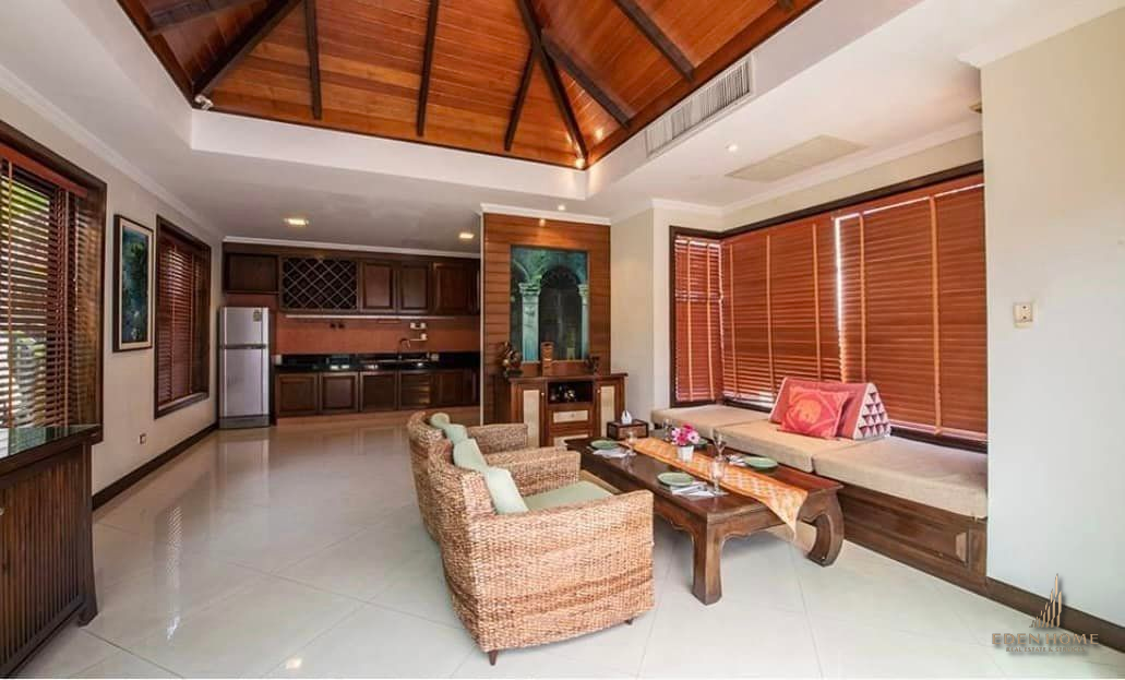 Private Oriental Pool Villa for Rent!!